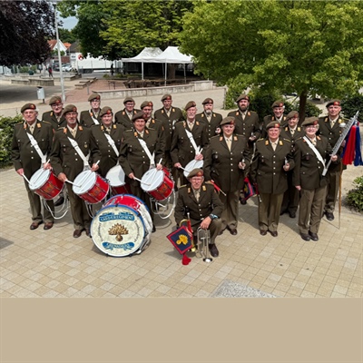 Taptoe door Traditioneel Tamboerkorps Garde Grenadiers